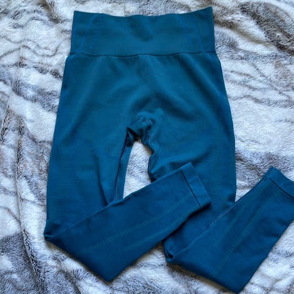 GYMSHARK Geo XS seamless 7/8 Leggings - Picture 3 of 4